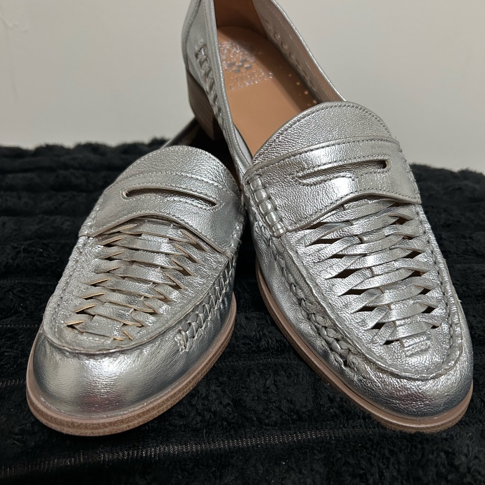 NWT Vince Camuto SIZE 11 W, Silver Basket Weave Loafers for Women